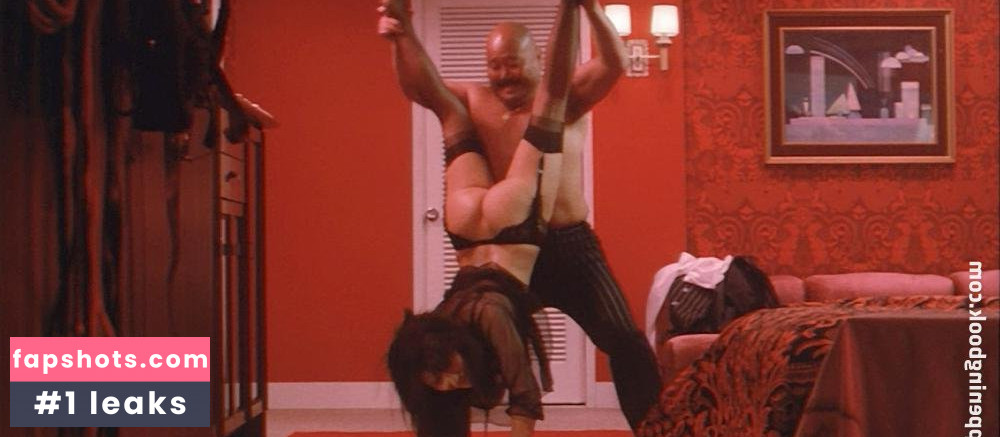 Ryôko Watanabe gallery photo #7